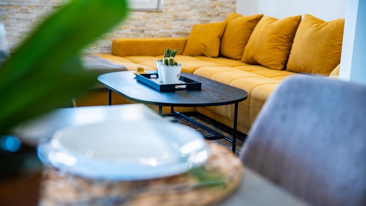 Family House Bjelila Villa Tivat Dış mekan fotoğraf